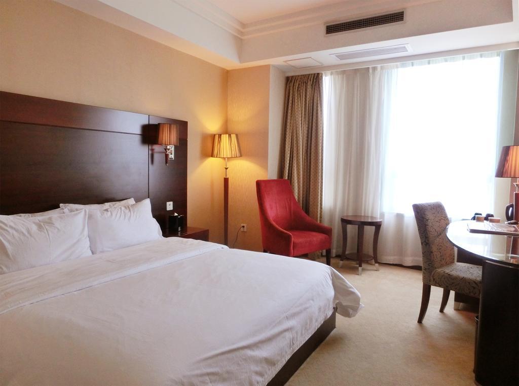 Ramada Shanghai Wujiaochang Rom bilde